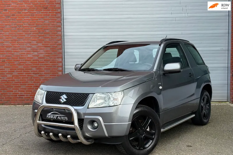 Suzuki Grand Vitara (2005)