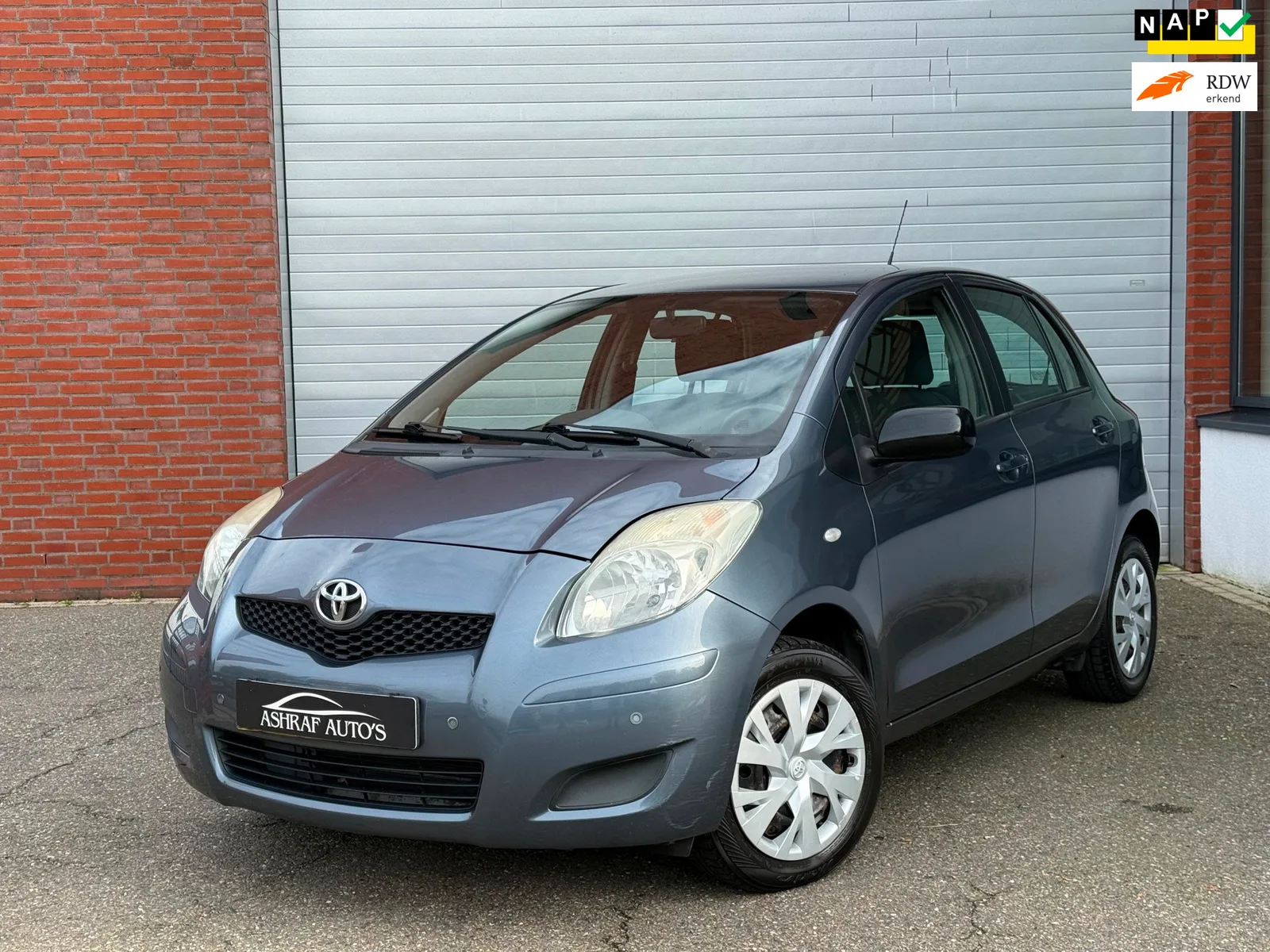 Toyota Yaris (2010) — foto 1