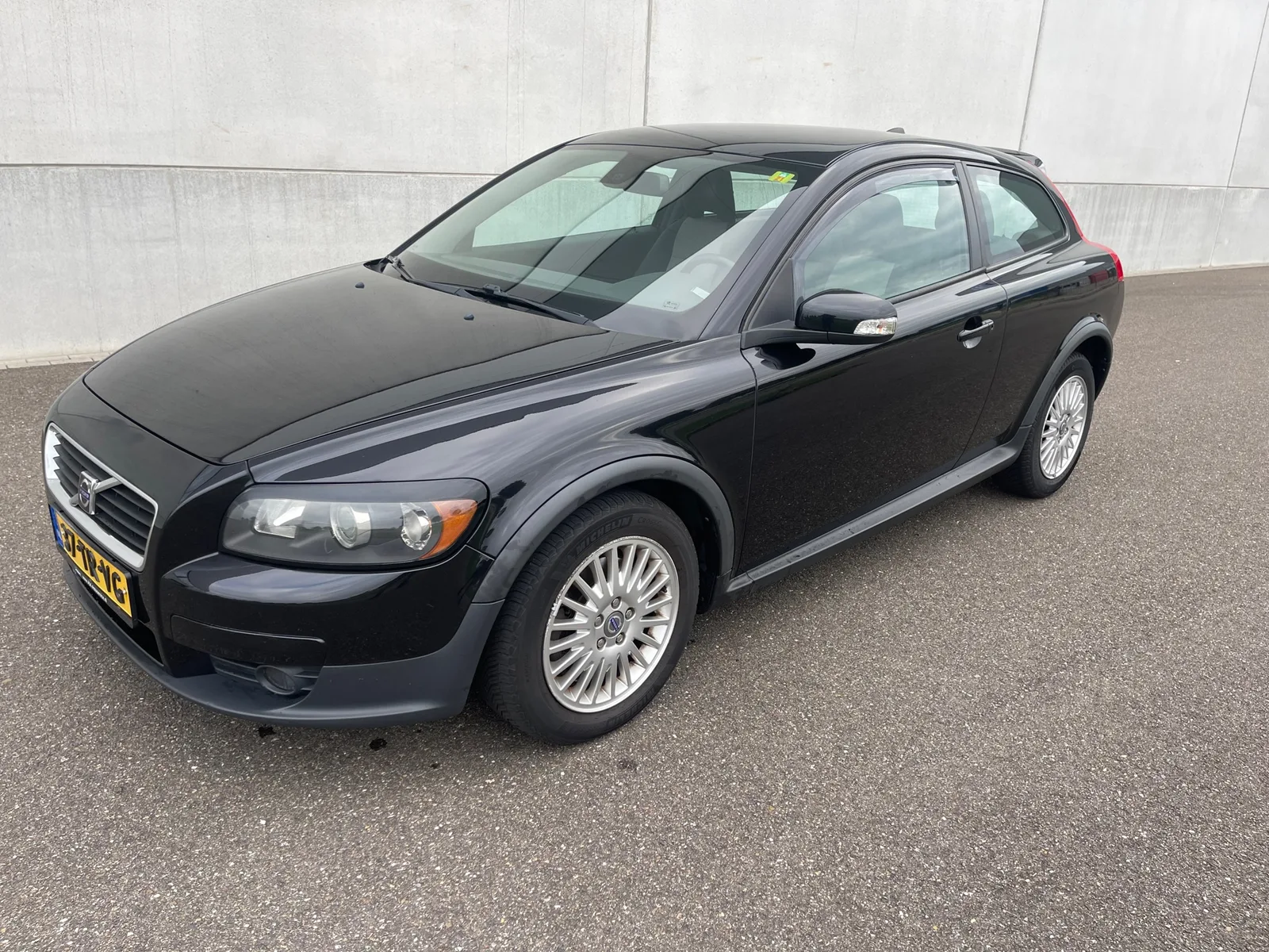 Volvo C30 (2007) — foto 1