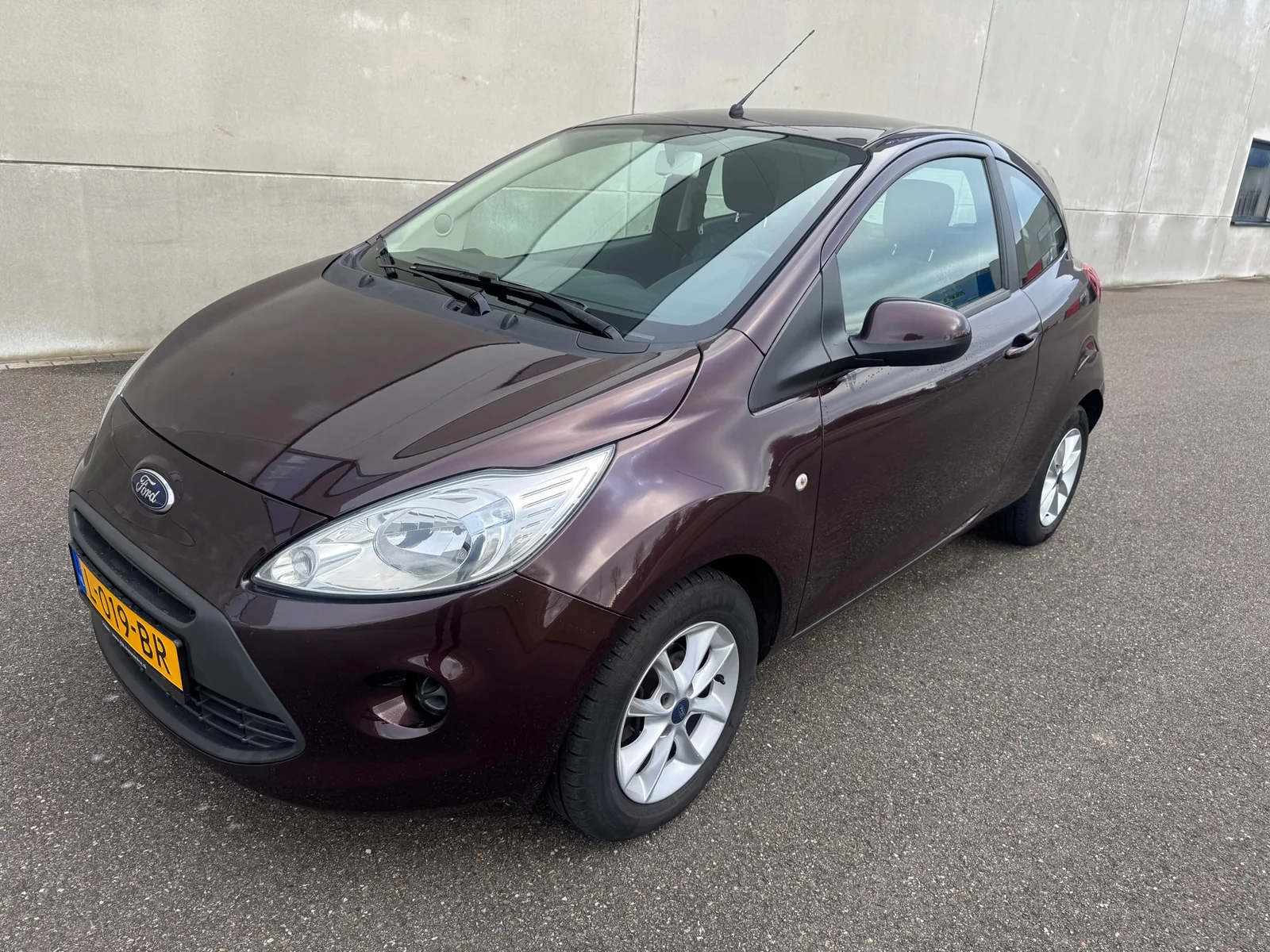 Ford Ka (2013) — foto 1