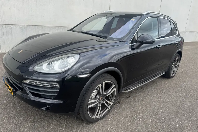 Porsche Cayenne (2011)