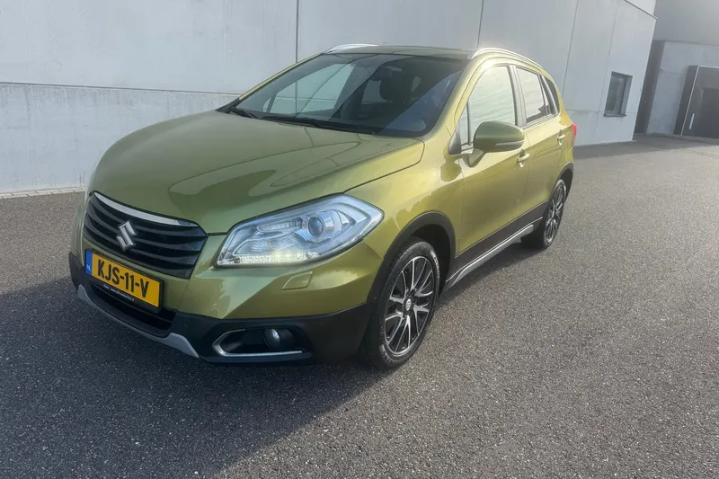 Suzuki SX4 S-Cross (2014)