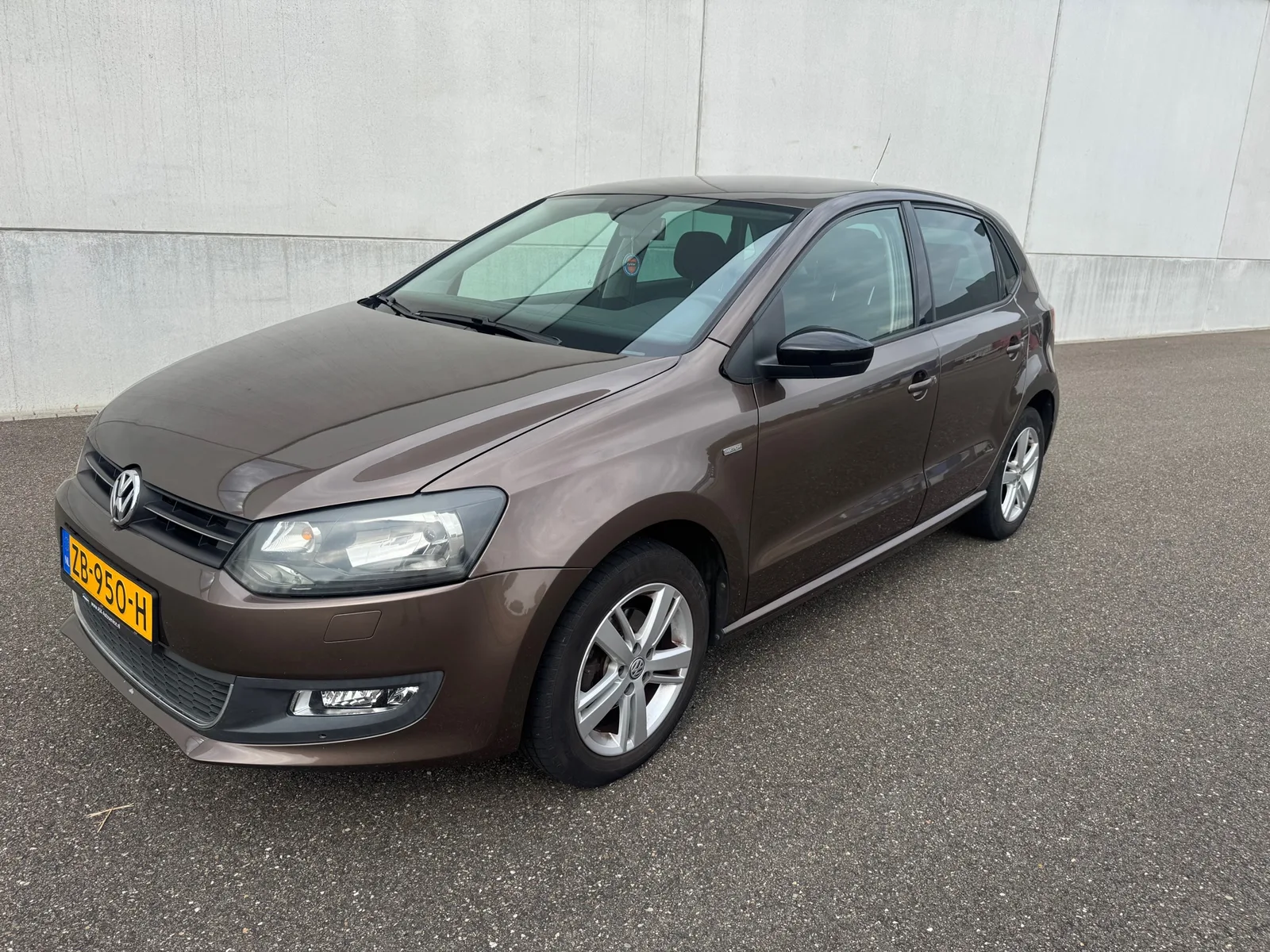Volkswagen Polo (2012) — foto 1