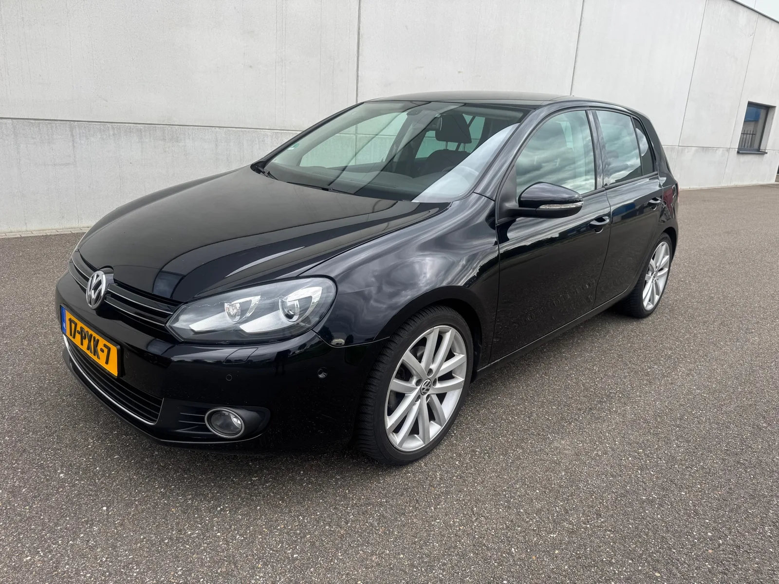 Volkswagen Golf (2010) — foto 1