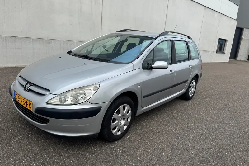 Peugeot 307 (2004)