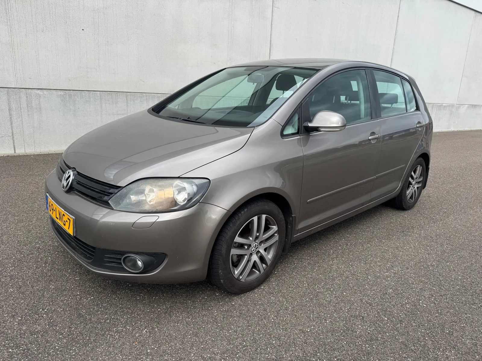 Volkswagen Golf Plus (2010) — foto 1