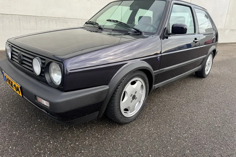 Volkswagen Golf (1990)