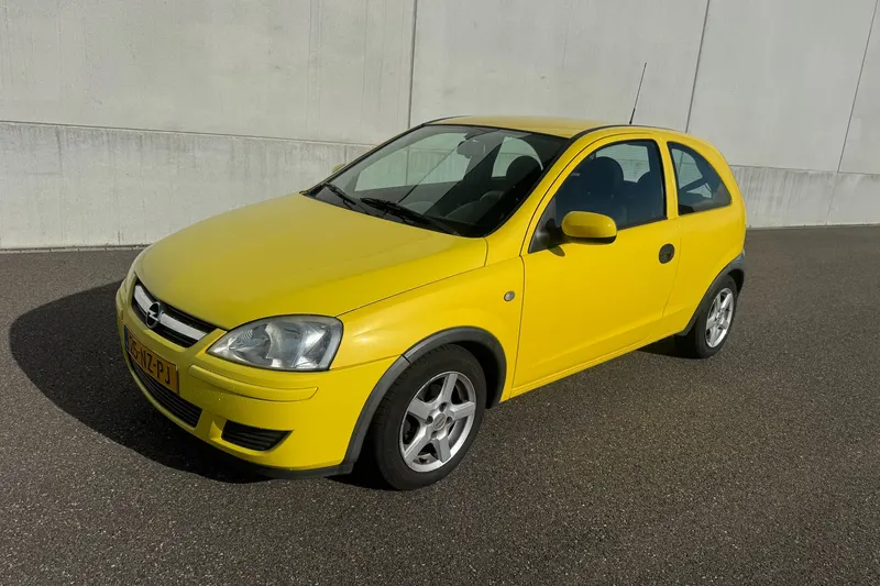Opel Corsa (2004)