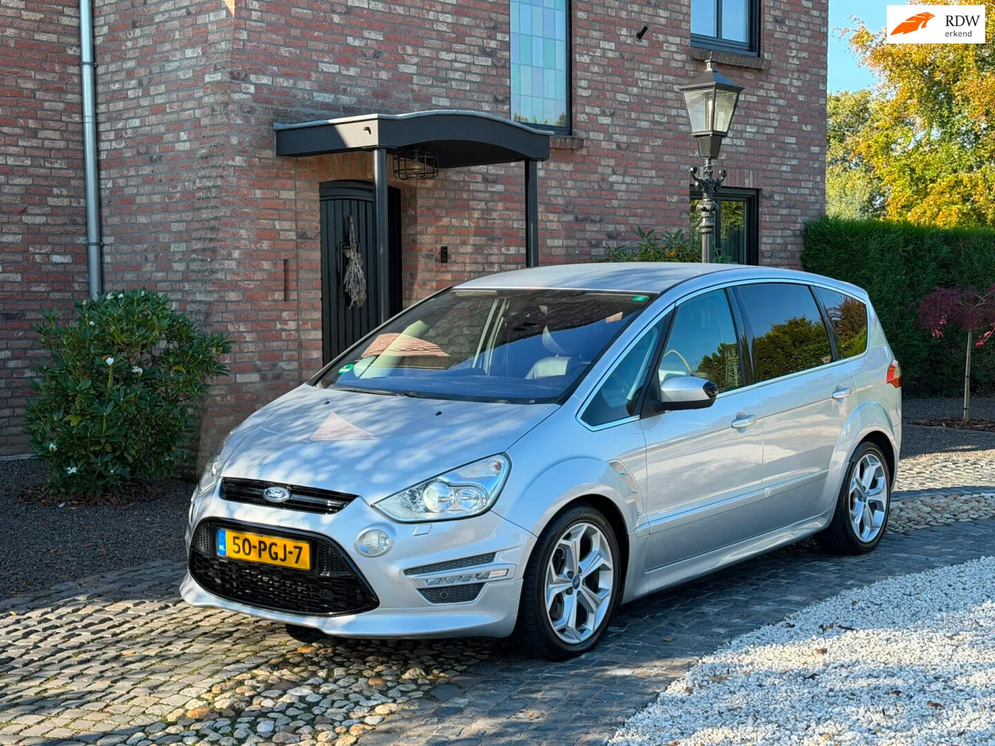 Ford S-Max (2010) — foto 1