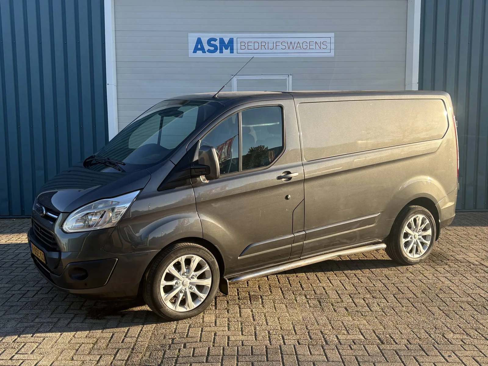 Ford Transit Custom (2017) — foto 1