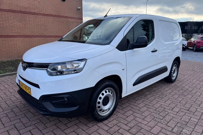 Toyota ProAce City (2022)