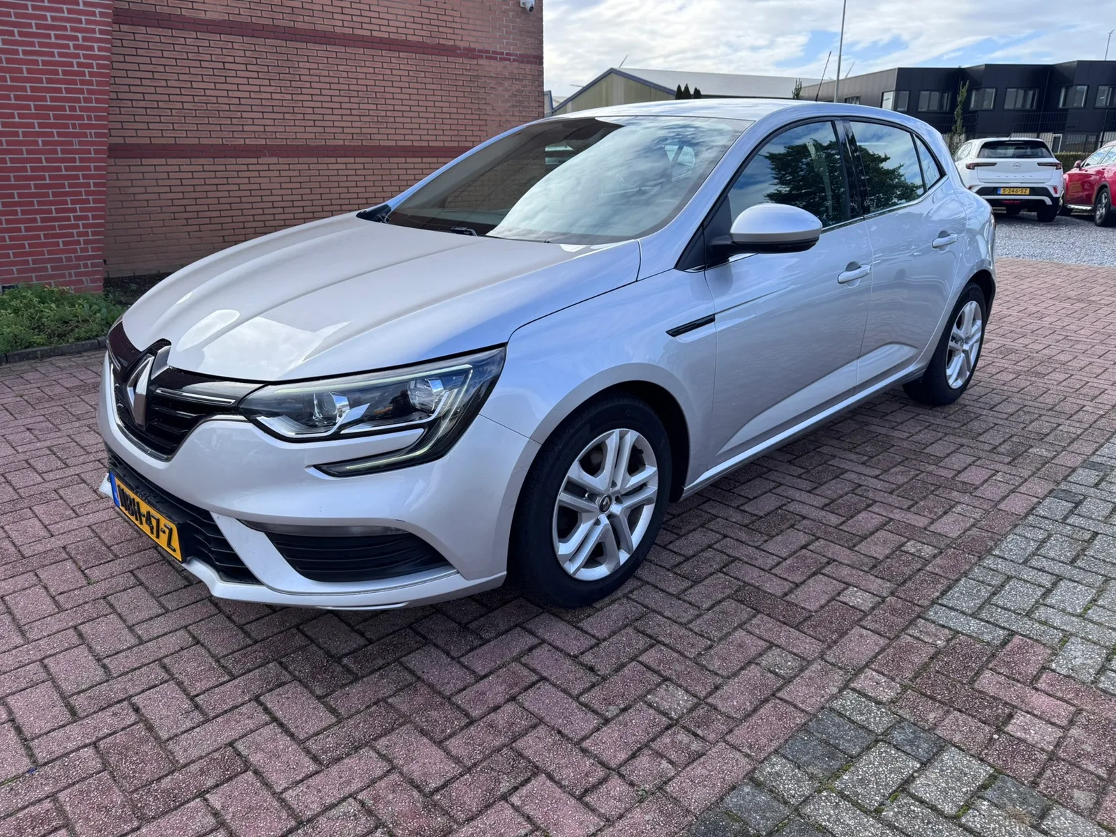 Renault Mégane (2019) — foto 1