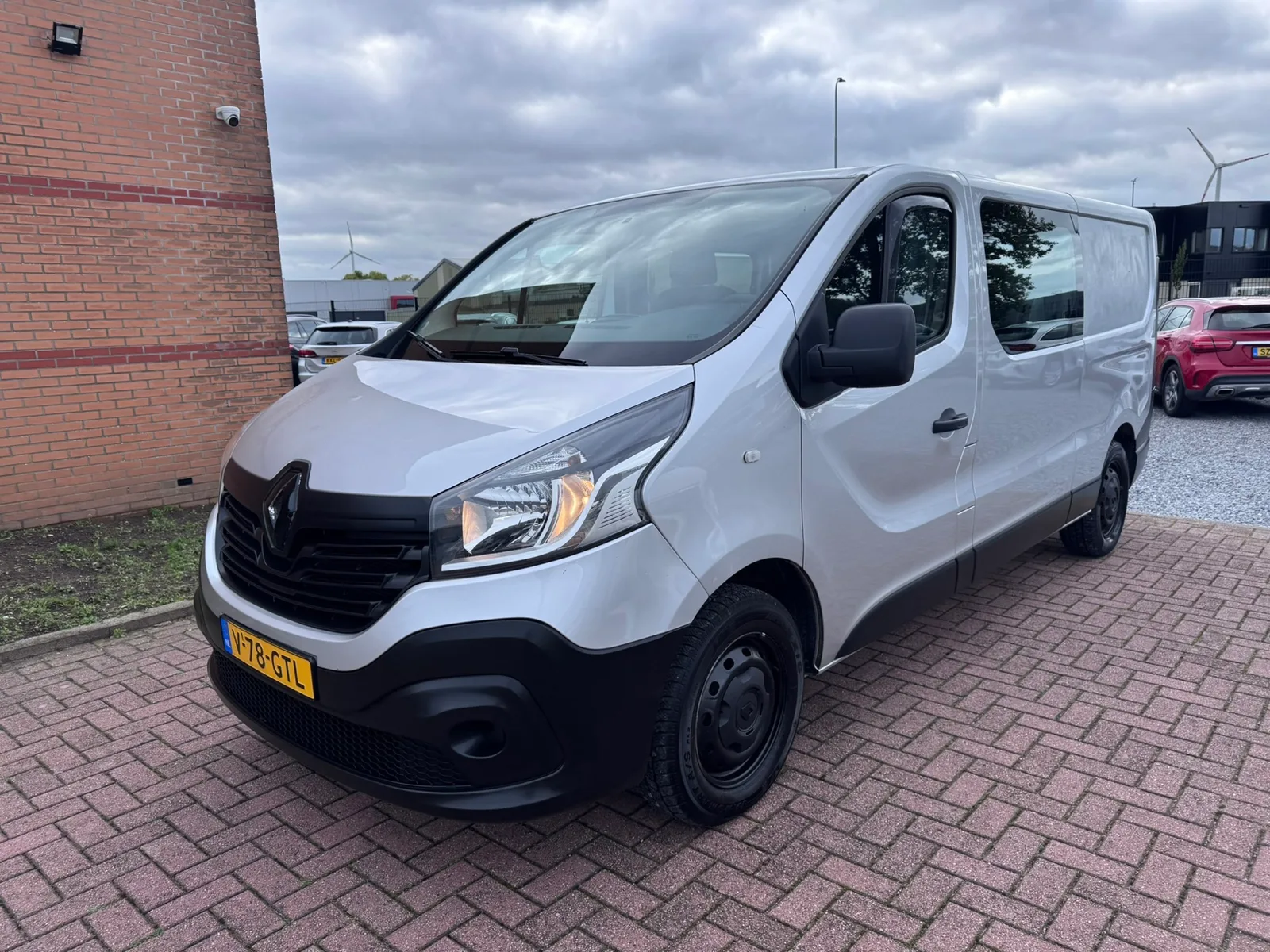 Renault Trafic (2016) — foto 1