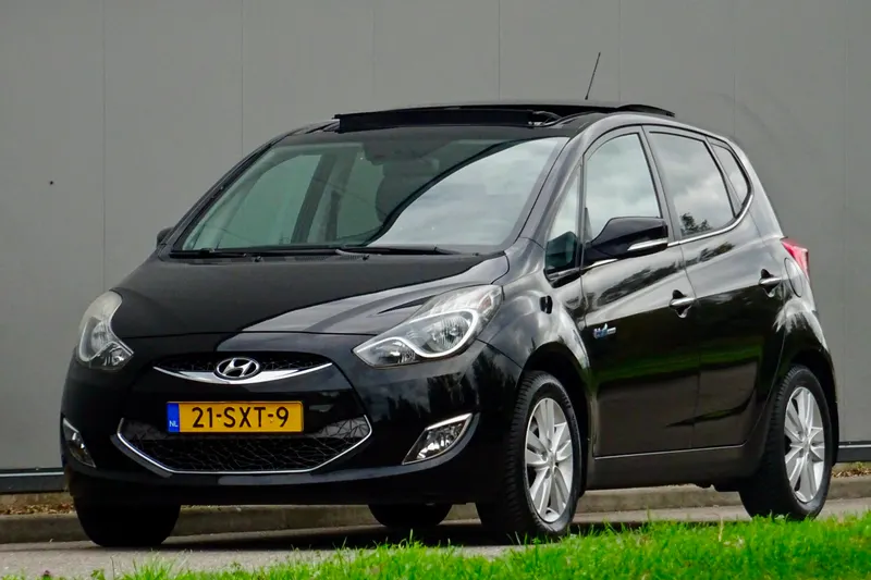 Hyundai ix20 (2012)