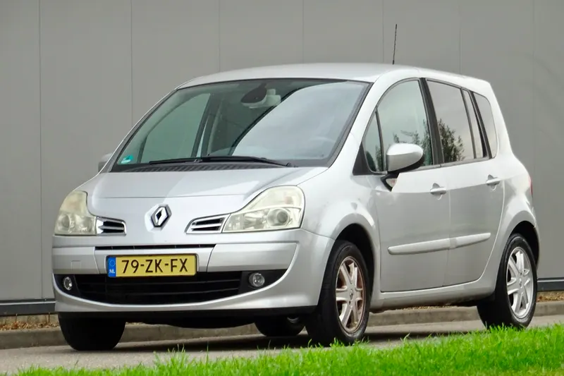 Renault Modus (2008)
