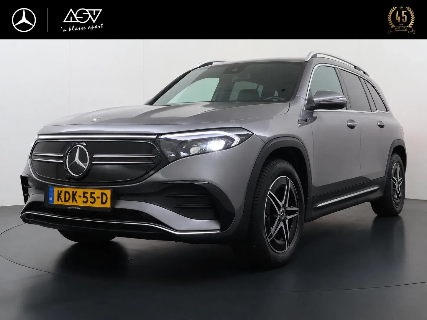 Mercedes-Benz EQB (2024) — foto 1