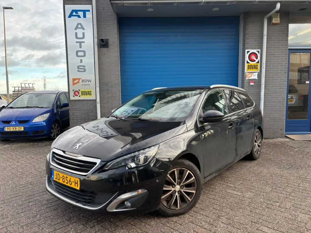 Peugeot 308 (2016) — foto 1
