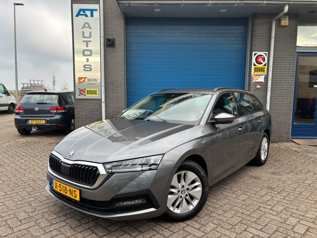 Škoda Octavia (2024) — foto 1