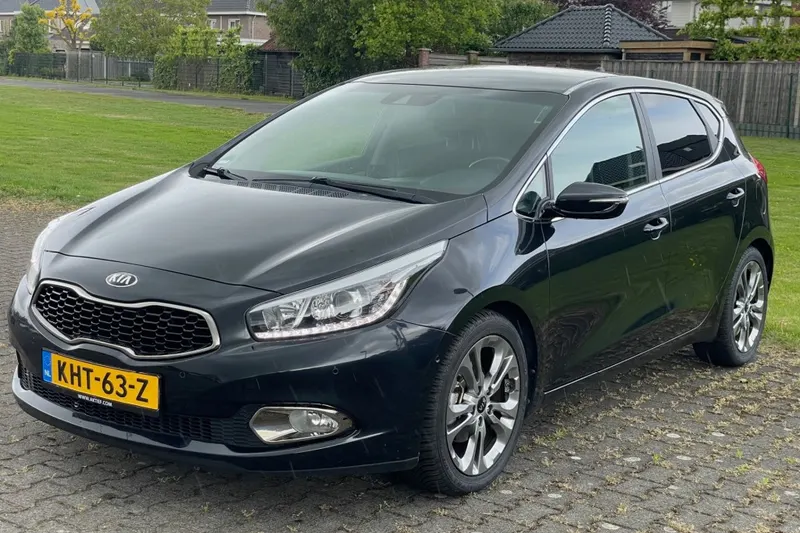 Kia Ceed (2012)