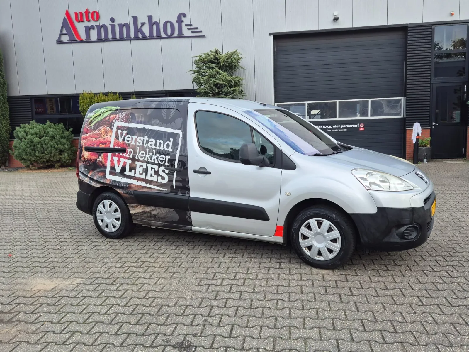 Peugeot Partner (2010) — foto 1