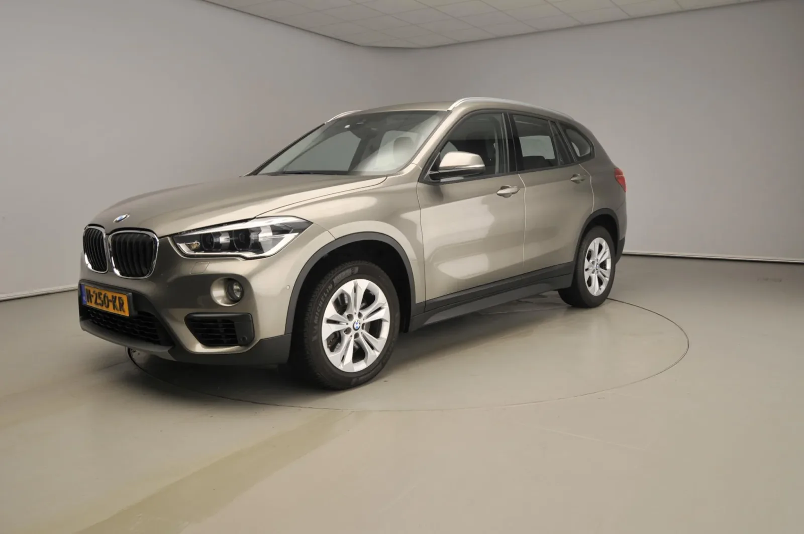 BMW X1 (2018) — foto 1