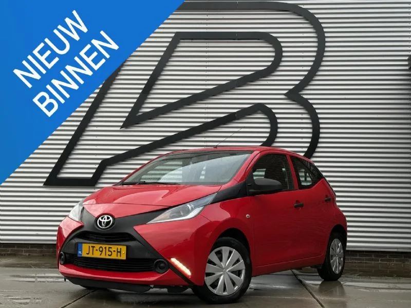 Toyota Aygo (2016) — foto 1