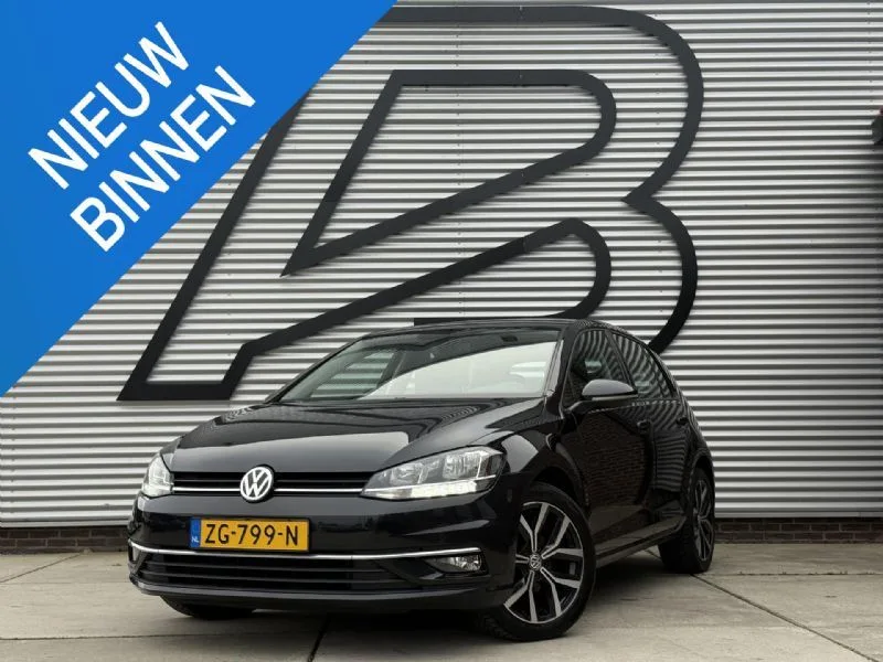 Volkswagen Golf (2019) — foto 1