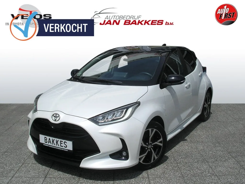 Toyota Yaris (2024) — foto 1