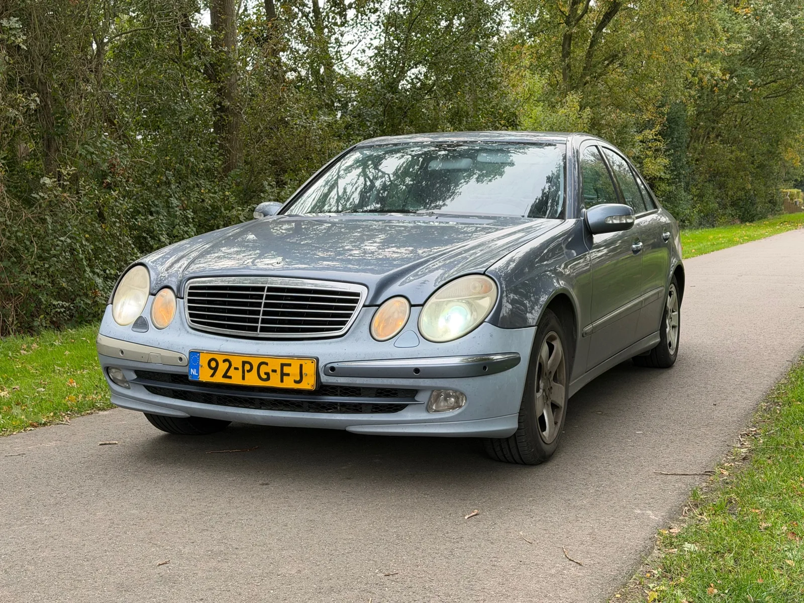 Mercedes-Benz E-Klasse (2004) — foto 1