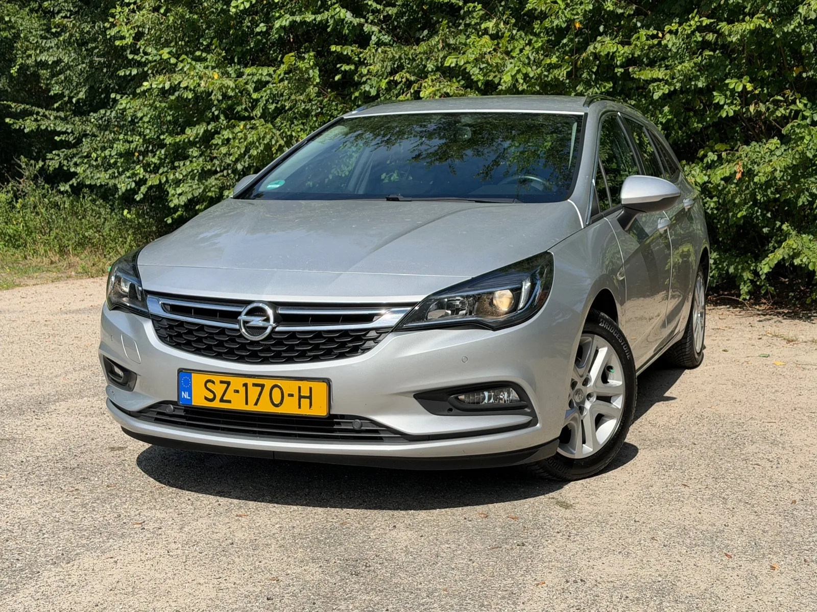 Opel Astra (2018) — foto 1