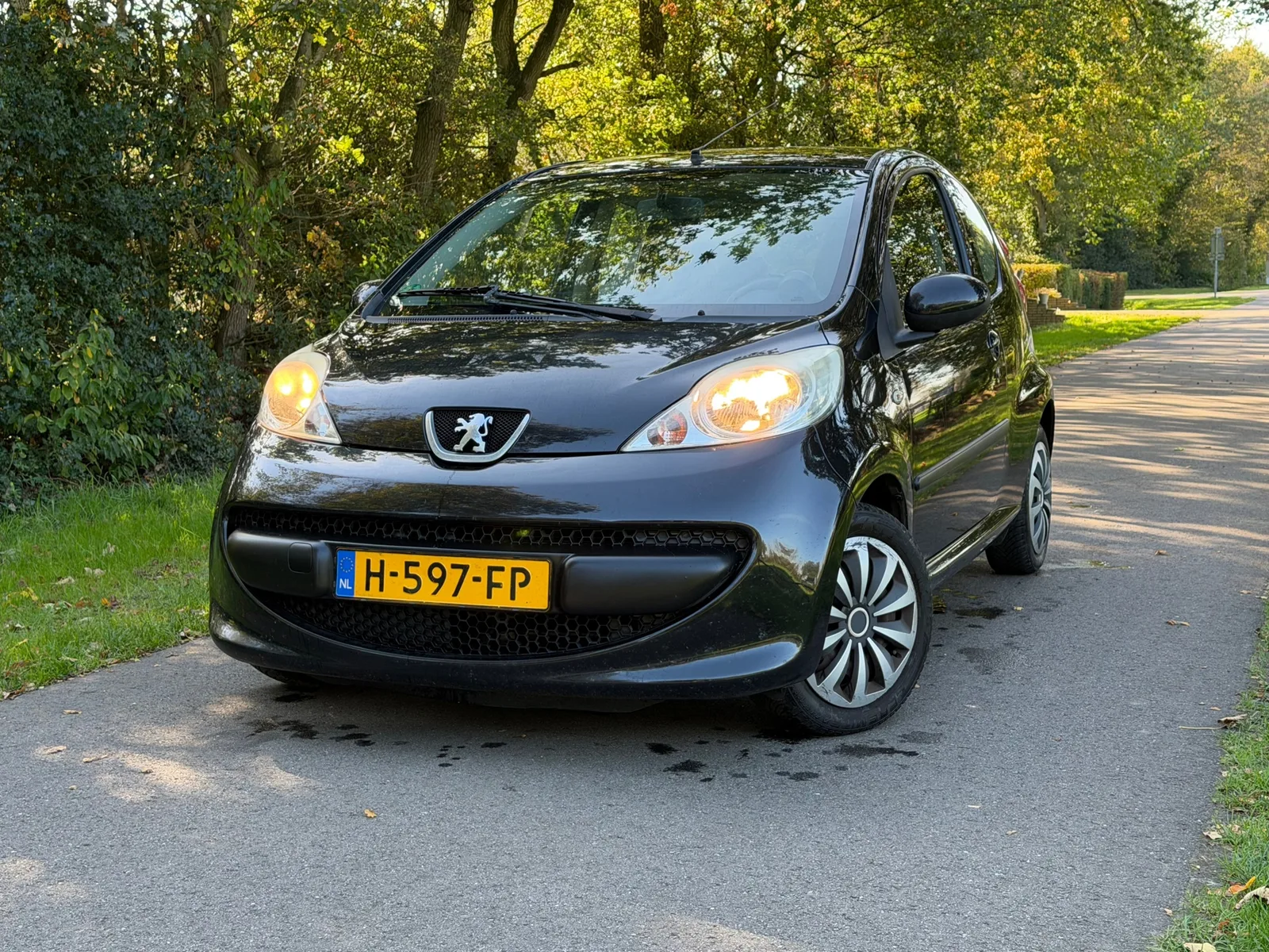 Peugeot 107 (2009) — foto 1
