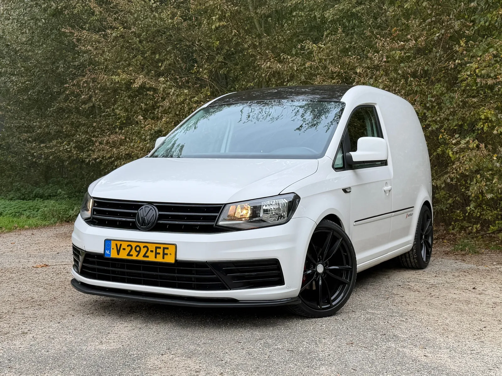 Volkswagen Caddy (2017) — foto 1