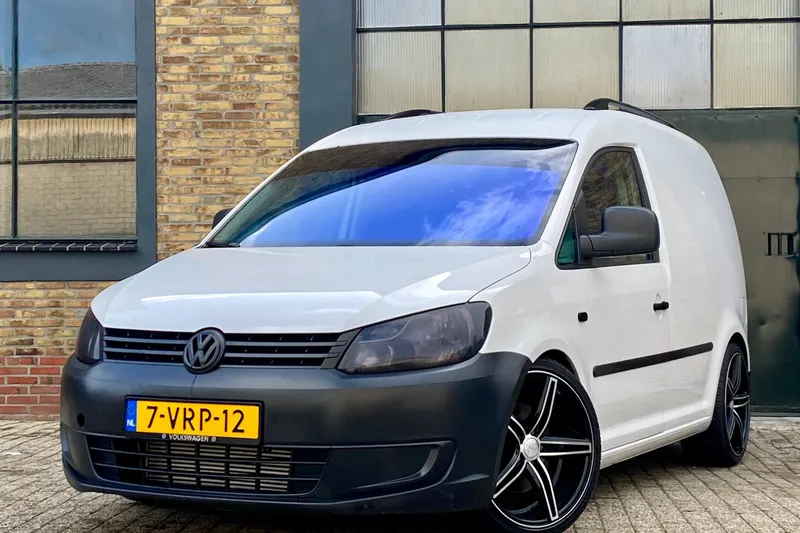 Volkswagen Caddy (2011)