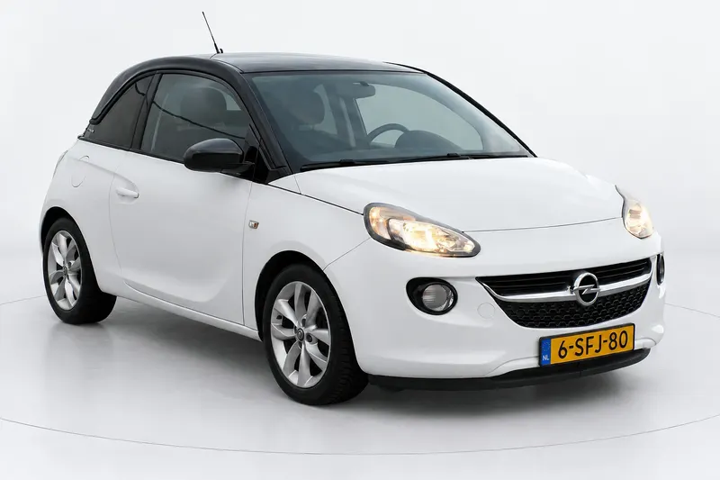 Opel Adam (2013)