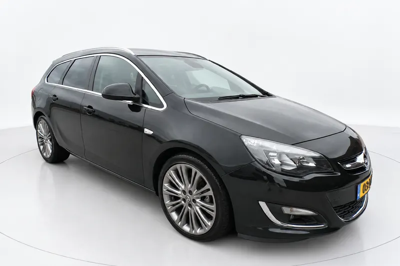 Opel Astra (2013)