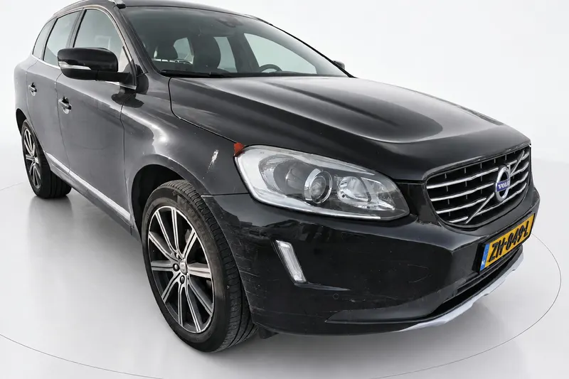 Volvo XC60 (2015)