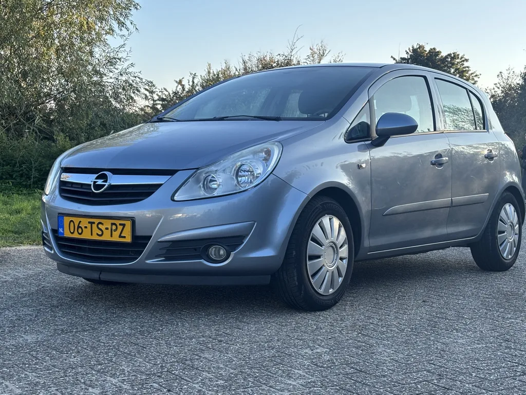 Opel Corsa (2007) — foto 1