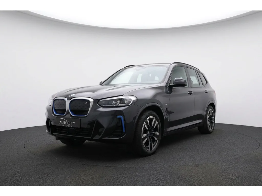BMW iX3 (2024) — foto 1