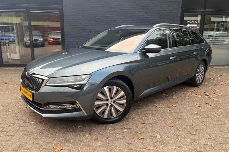 Škoda Superb (2021)