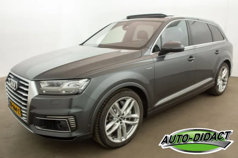 Audi Q7 (2016)