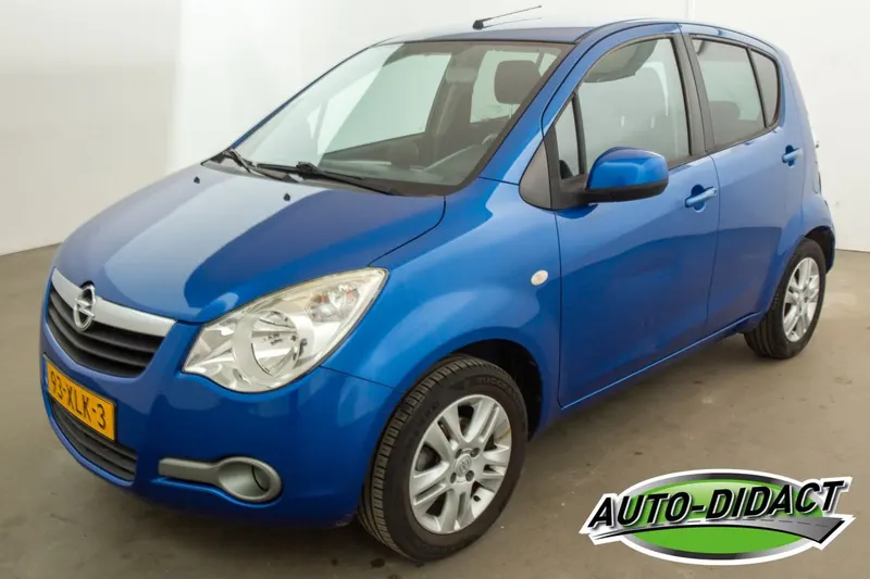 Opel Agila (2012)
