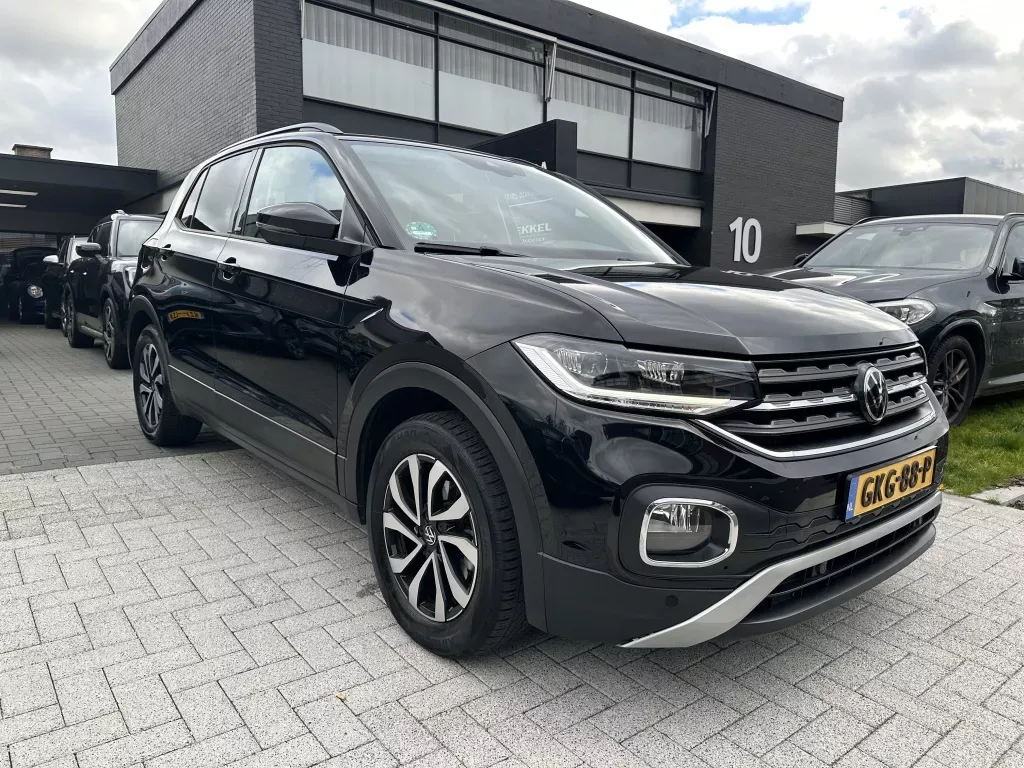 Volkswagen T-Cross (2022) — foto 1
