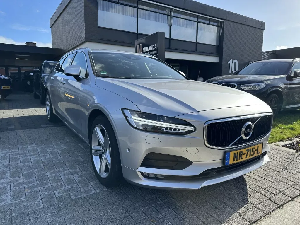 Volvo V90 (2017) — foto 1