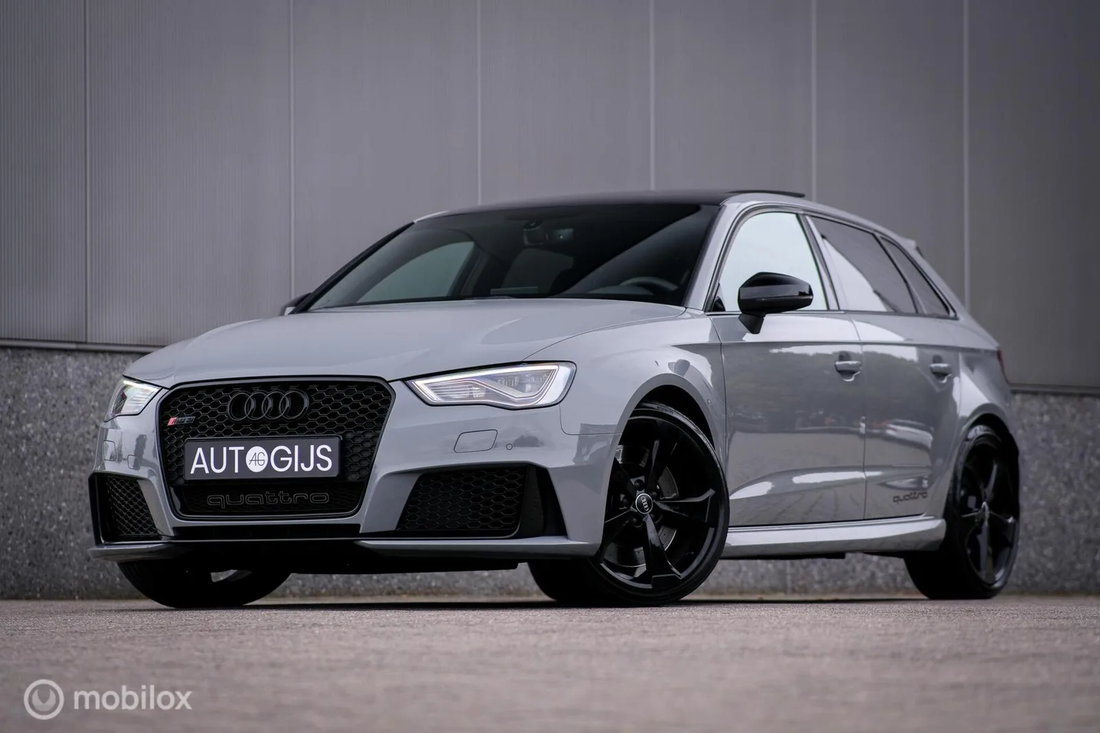 Audi RS 3 (2016) — foto 1