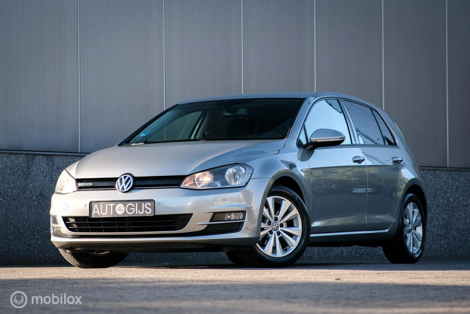 Volkswagen Golf (2015) — foto 1