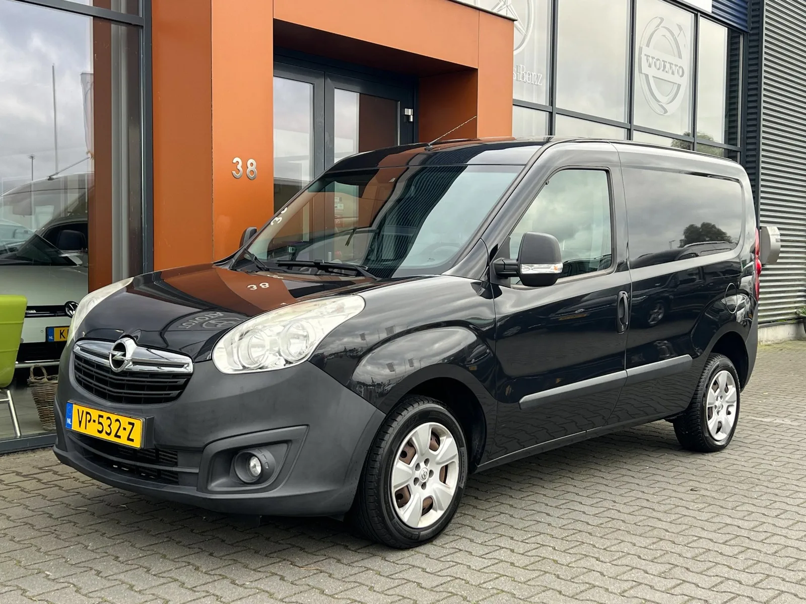 Opel Combo (2015) — foto 1