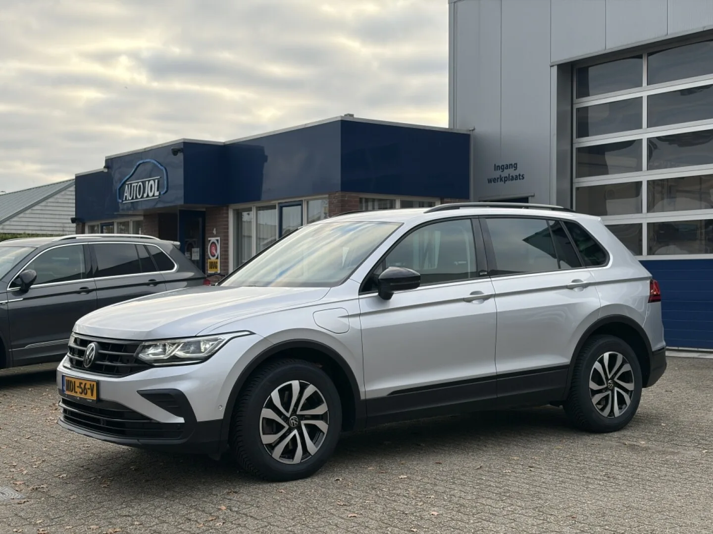 Volkswagen Tiguan (2022) — foto 1