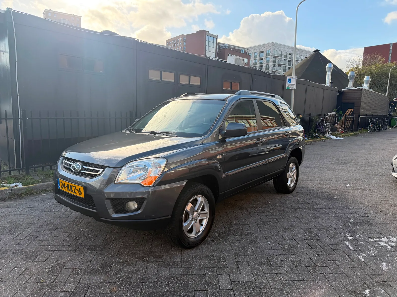 Kia Sportage (2010) — foto 1