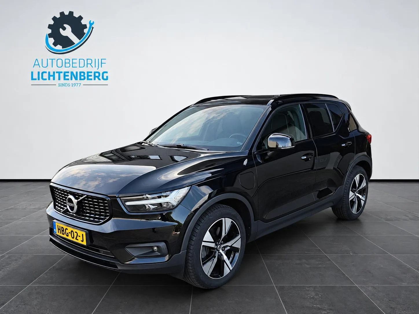 Volvo XC40 (2021) — foto 1