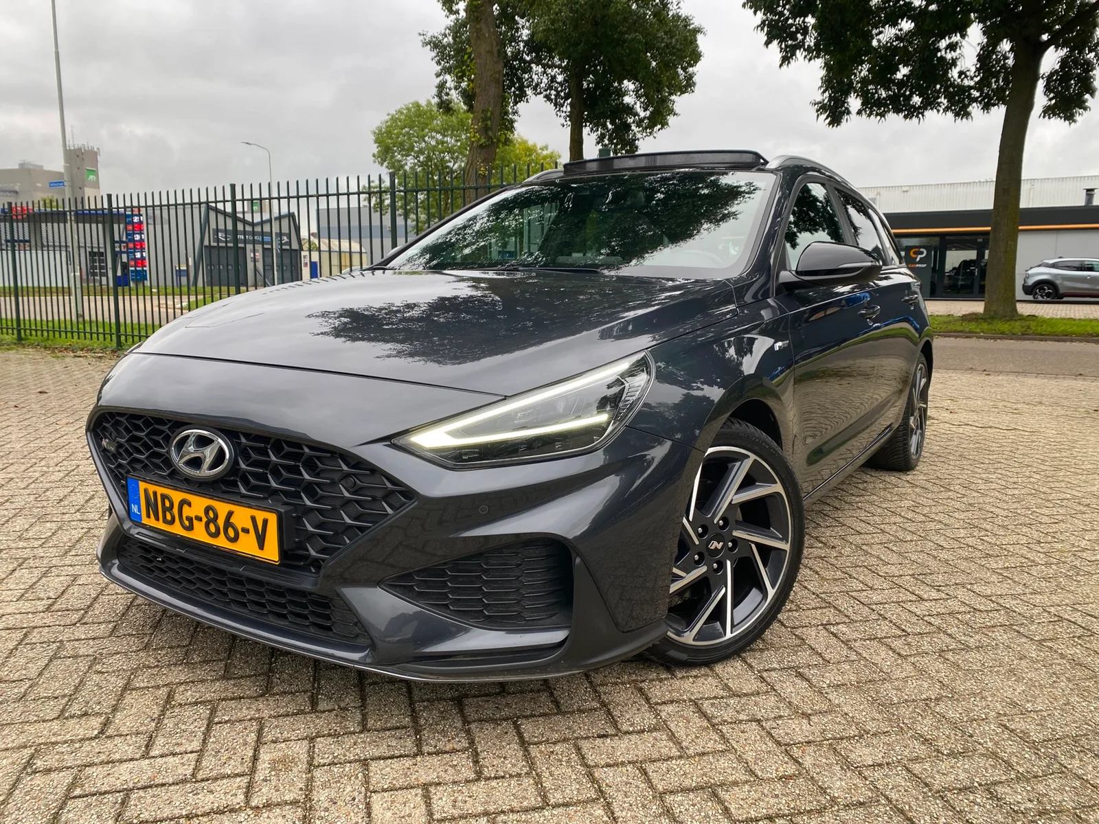 Hyundai i30 (2023) — foto 1